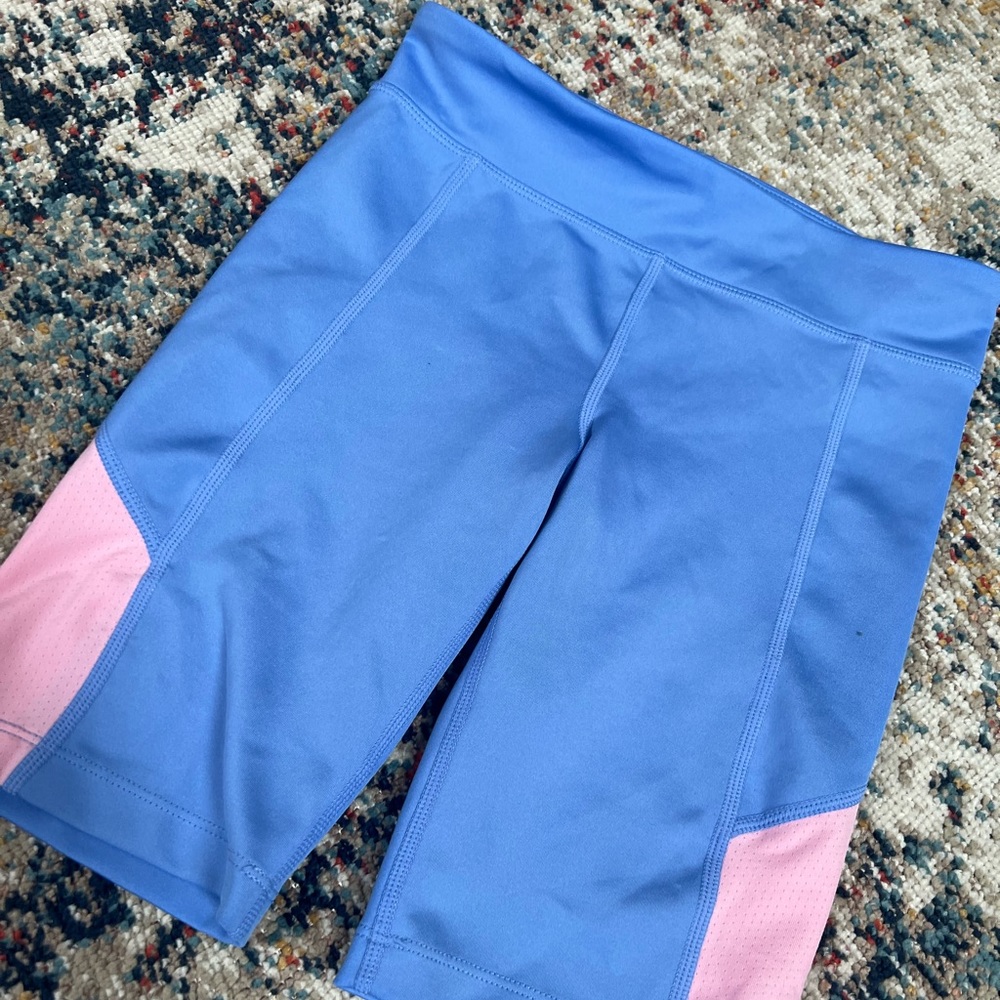 Girls Nike Dri-Fit Tight fit Biker shorts - Picture 2 of 4